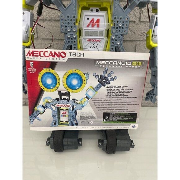 Meccano Tech Interactive Robot G15 Personal Robot Model  #15401 - Picture 8 of 11